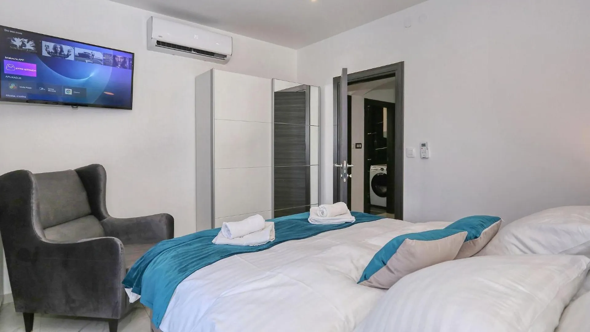 Amazing Apartment In Zadar With Wifi