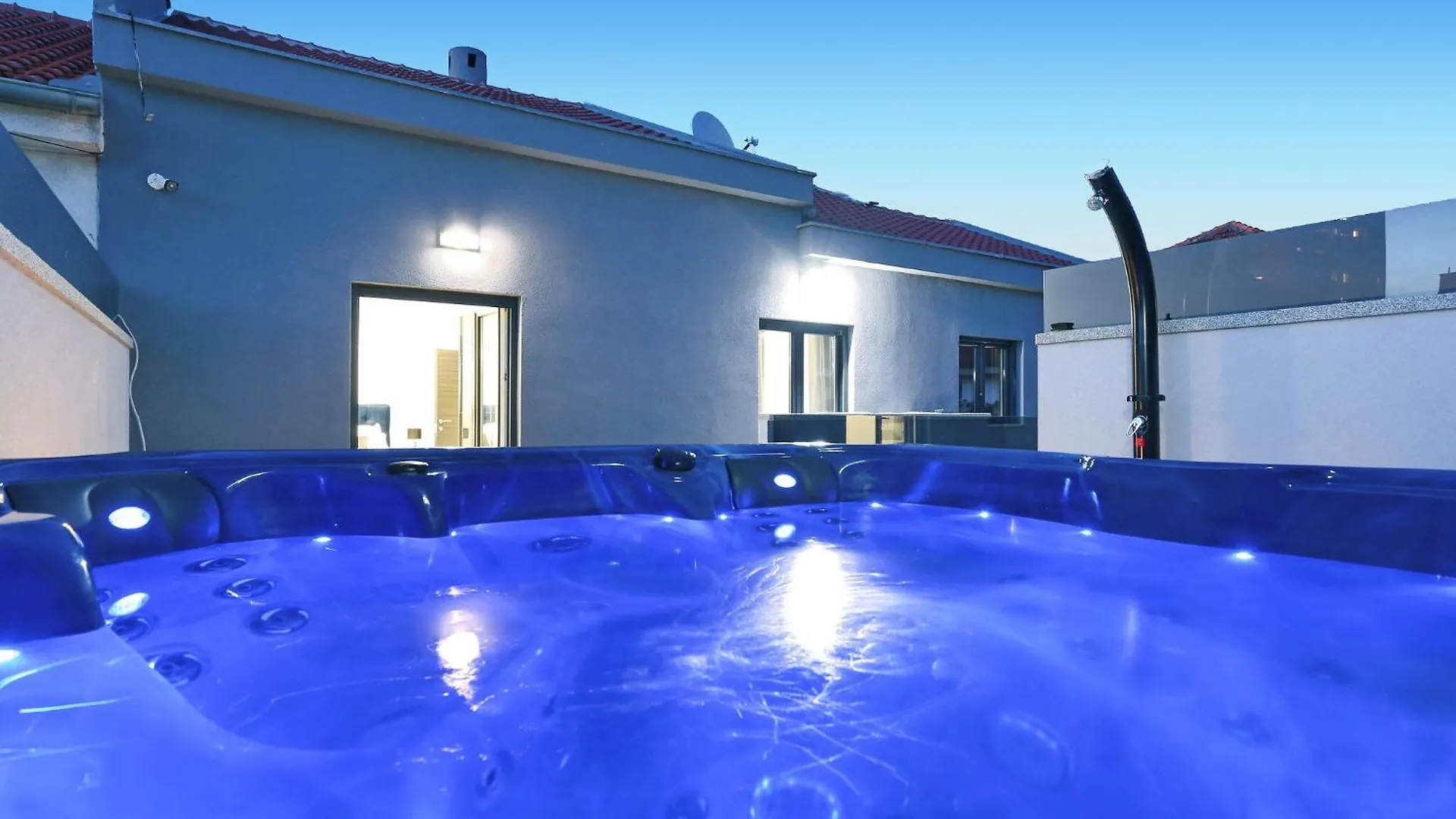 Amazing Apartment In Zadar With Wifi